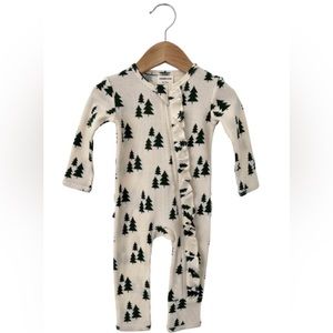 Spearmintlove Organic Waffle Ruffle Zip Romper, Forest Green Trees